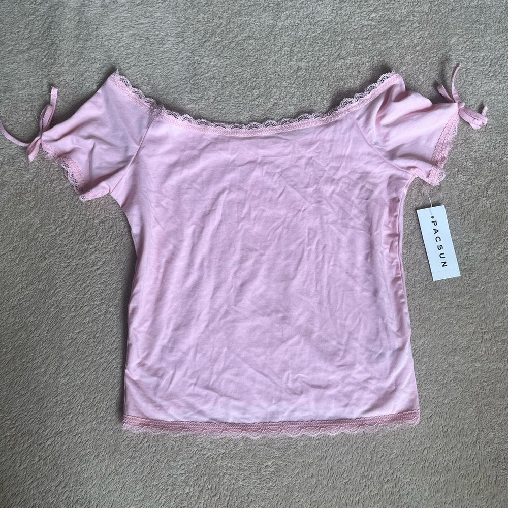 Pink pastel Pacsun t-shirt